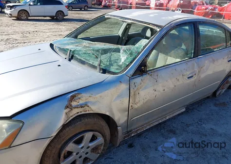 2003 Nissan Altima 2.5 S z USA, uszkodzony, nr VIN 1N4AL11D83C257614